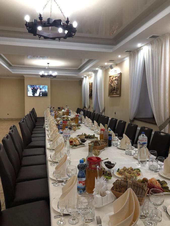 мисливець в комплексі 