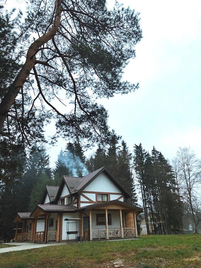мисливець в комплексі 