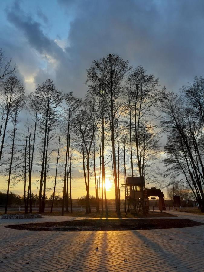 мисливець в комплексі 