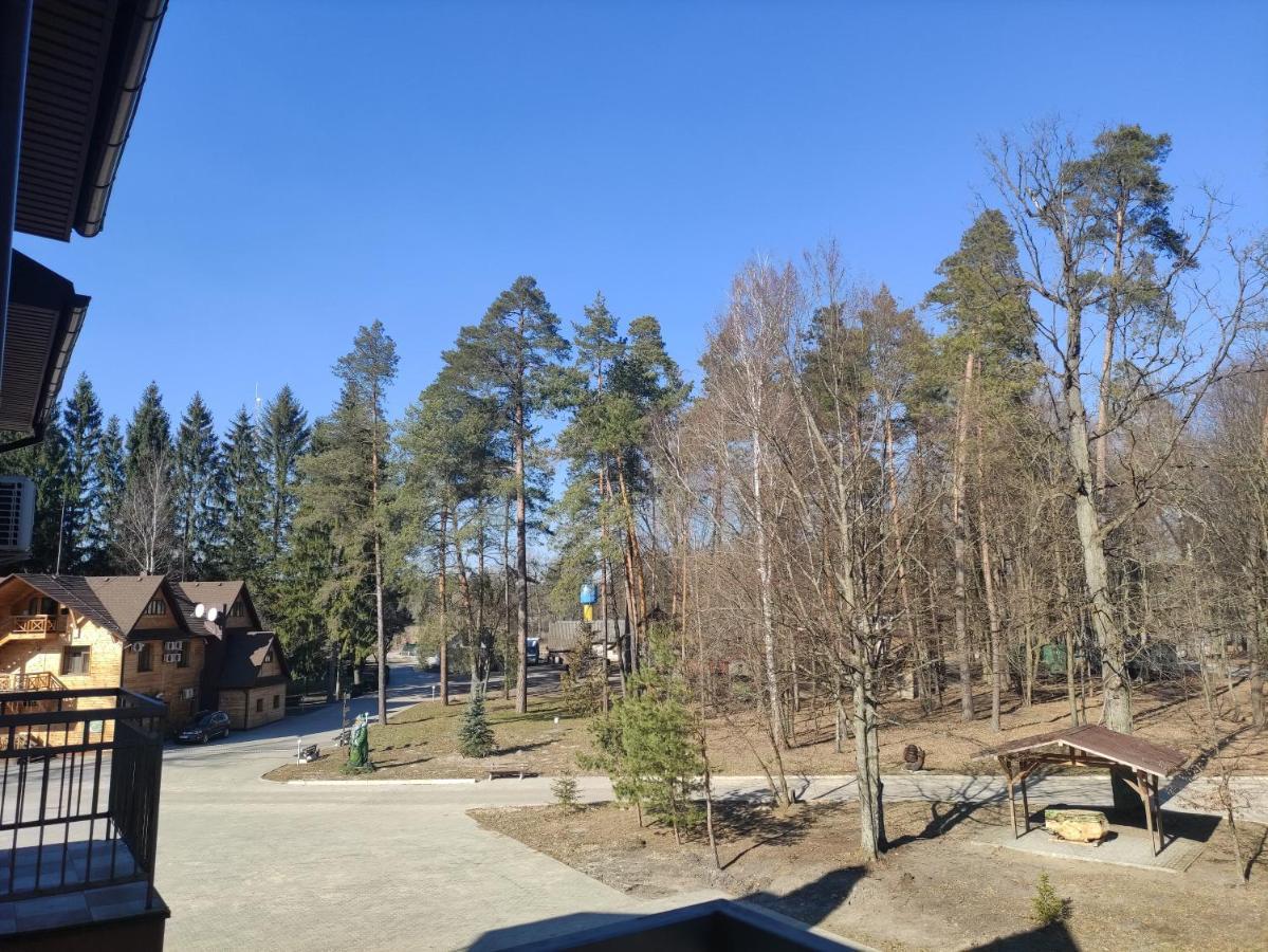 мисливець в комплексі 