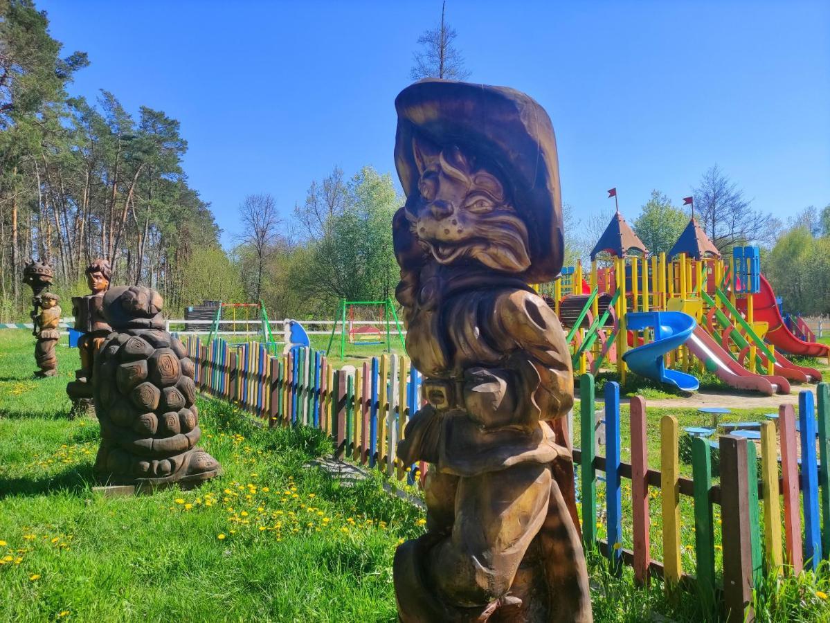 мисливець в комплексі 